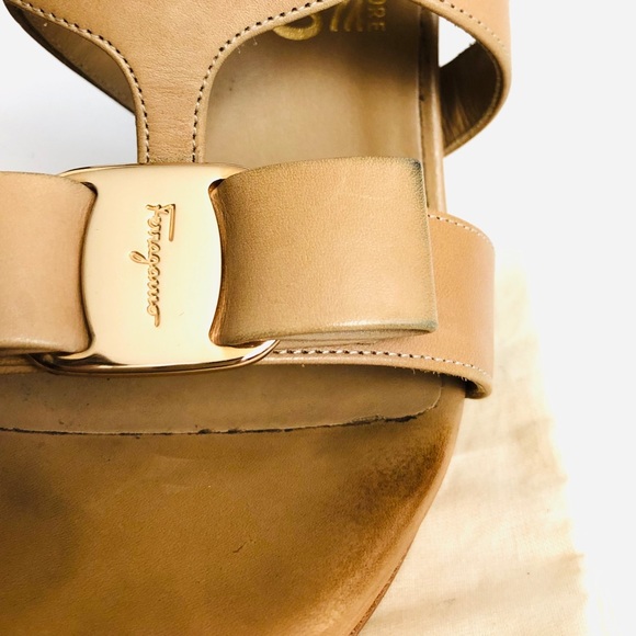 Salvatore Ferragamo Nude Strappy High Heels 8 - Picture 7 of 8